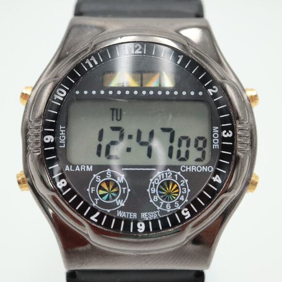Vintage Digital Sports Watch 39mm Alarm Chrono Black Strap with New Battery - Picture 3 of 16